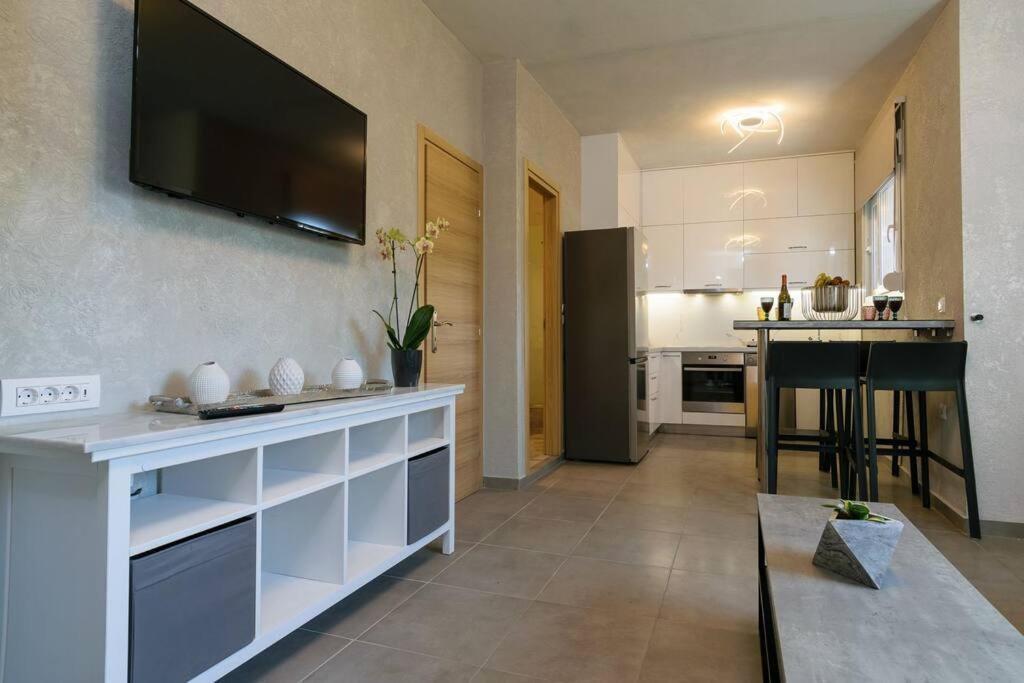 Konstantinos , Luxury Maisonette In Chania Mourniai Exterior photo